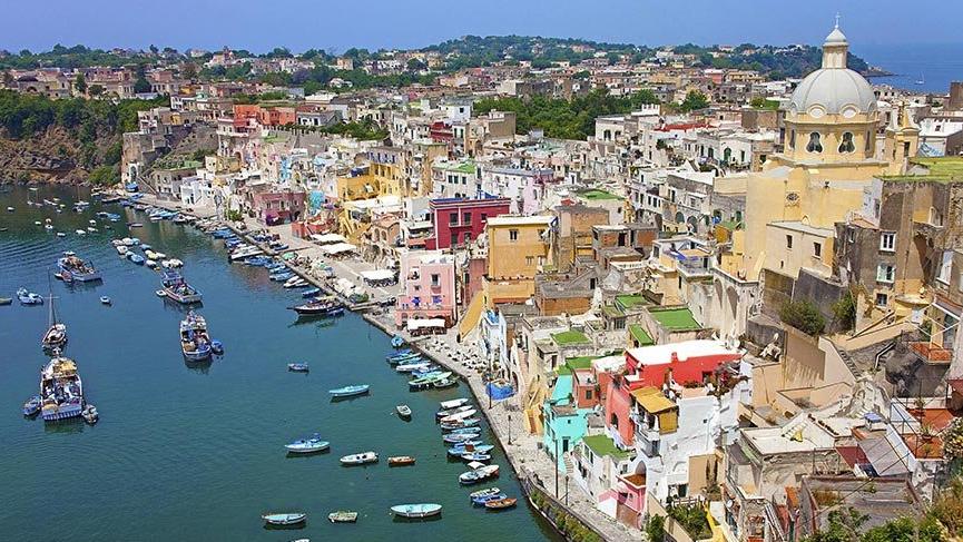 Avrupa’da bir cennet ada: Procida