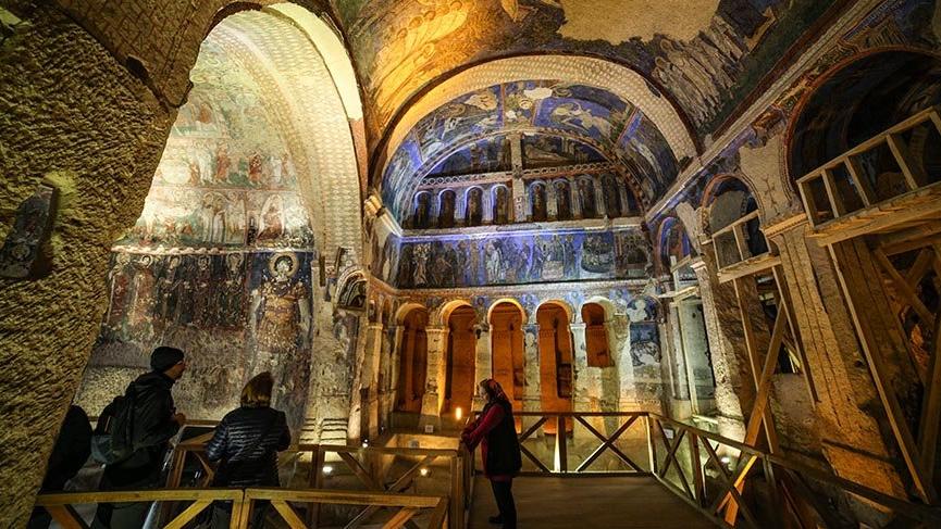 Kapadokya’nın en büyük kaya kilisesi: Tokalı Kilise