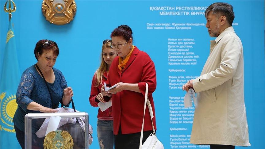 Kazakistan’da erken seçim kararı!