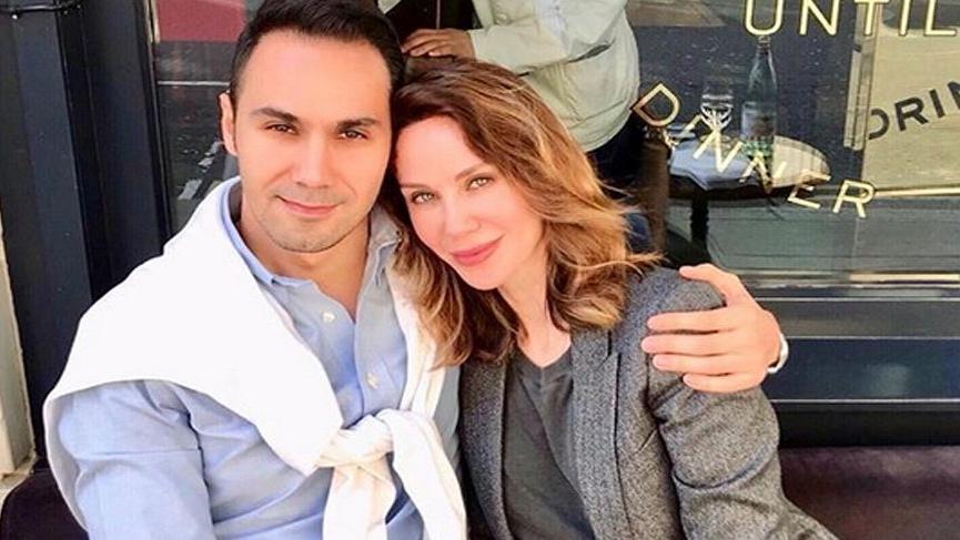 Demet ve Cenk’in aşk kokan mesajları