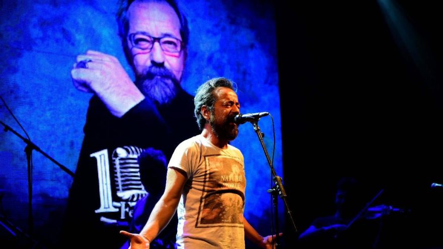Feridun Düzağaç’tan efsanelere saygı