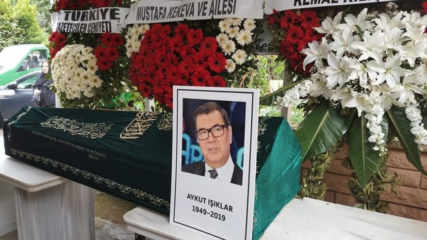 Dostlar vefasız kaldı