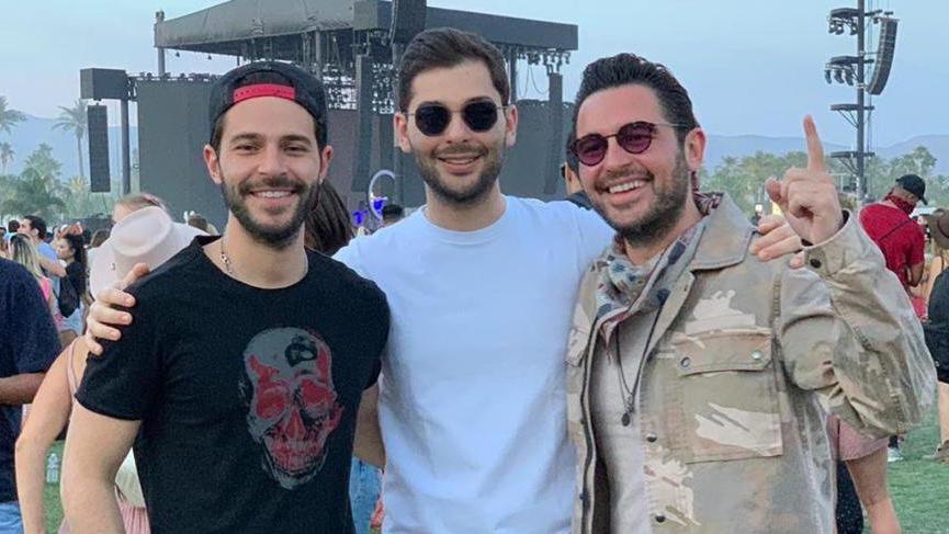 Hacı Sabancı kardeşleriyle Coachella’da buluştu