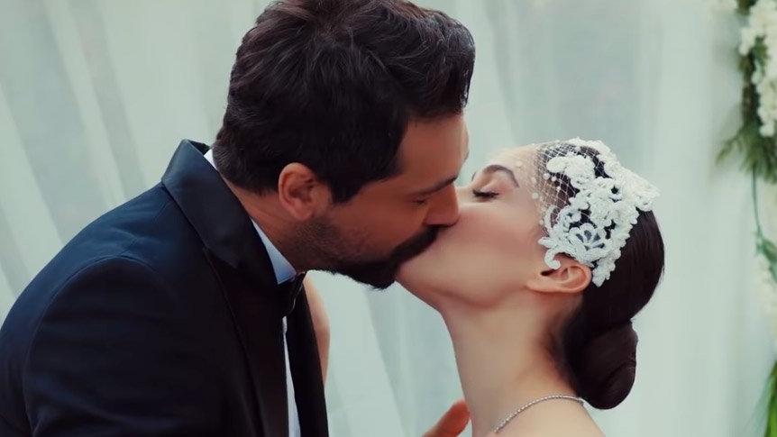 Zeynep’e evlilik sürprizi! Yasak Elma 42. yeni bölüm fragmanı yayında! (Yasak Elma 41. Son Bölüm izle)