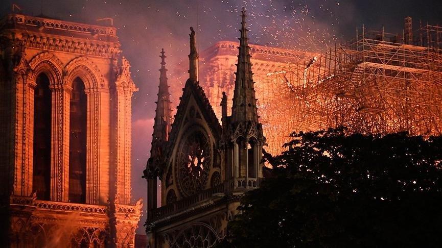 Notre Dame için bağışlar 1 milyar dolara yaklaştı