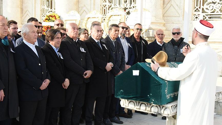 Ertekin Dinçay son yolculuğuna uğurlandı