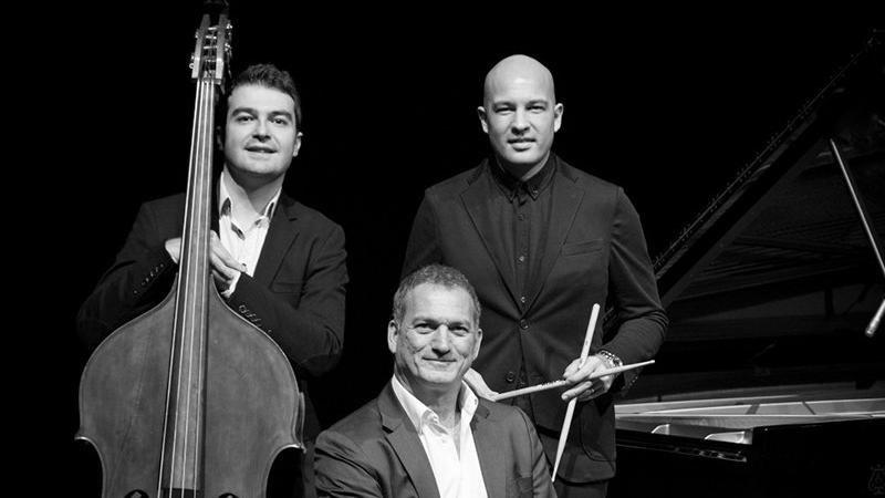 5 konser tek akşam