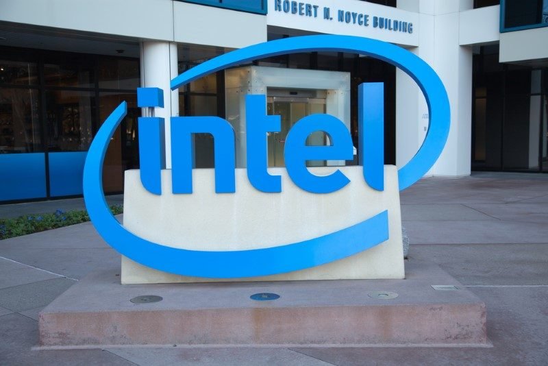 Intel: Dünyanın en önemli teknoloji şirketi ve işlemci üreticilerinden 'intel' ismini ‘Integrated Electronics’in kısaltılmış halinden alıyormuş.