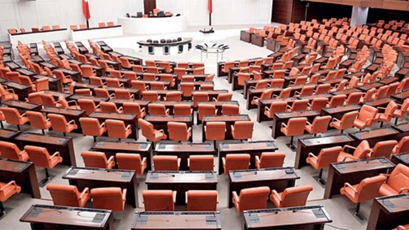 Halk reform bekliyor ama meclis çalışmıyor