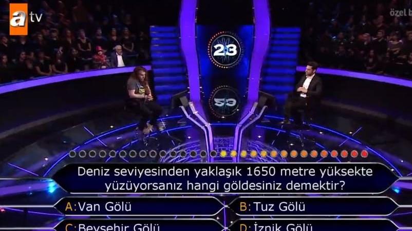 Deniz seviyesinden yaklaşık 1650 metre yüksekte yüzüyorsanız hangi göldesiniz demektir?