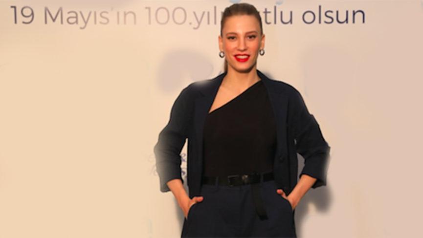 Serenay Sarıkaya’dan Kerem Bürsin yanıtı