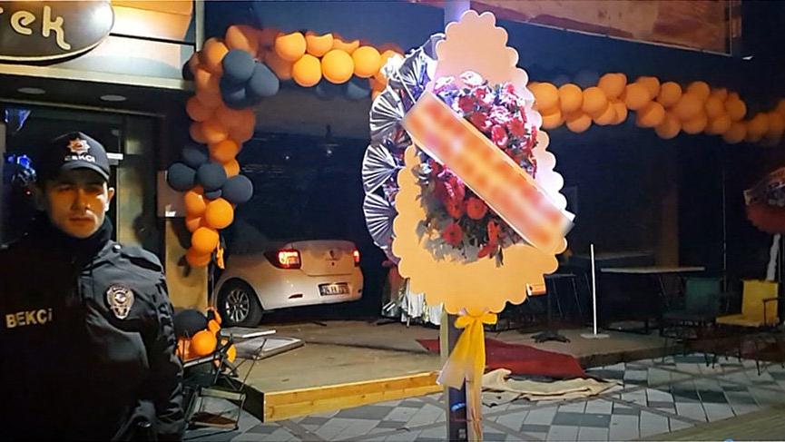 Alkollü sürücü 15 saat önce açılışı yapılan iş yerine daldı