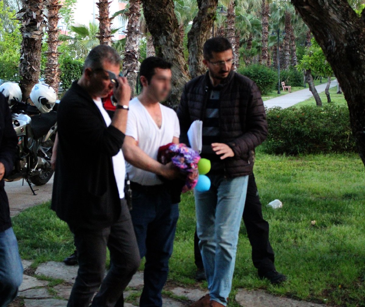 Eve geç gelen kızına kadın kılığında takip etti… Son dakika haberleri