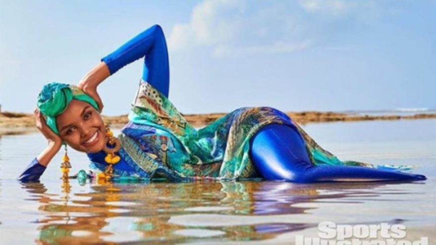 Müslüman modelden olay yaratan poz! Ünlü bikini dergisinde bir ilk