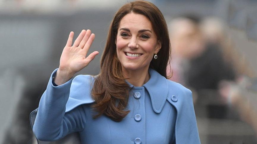 Kate Middleton Dame Grand Cross of the Royal Victorian Order nişanı aldı