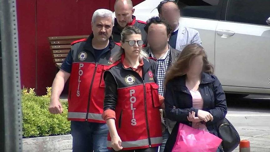 ‘Kaddafi’nin altınları’ diyerek milyonluk vurgun yaptılar!