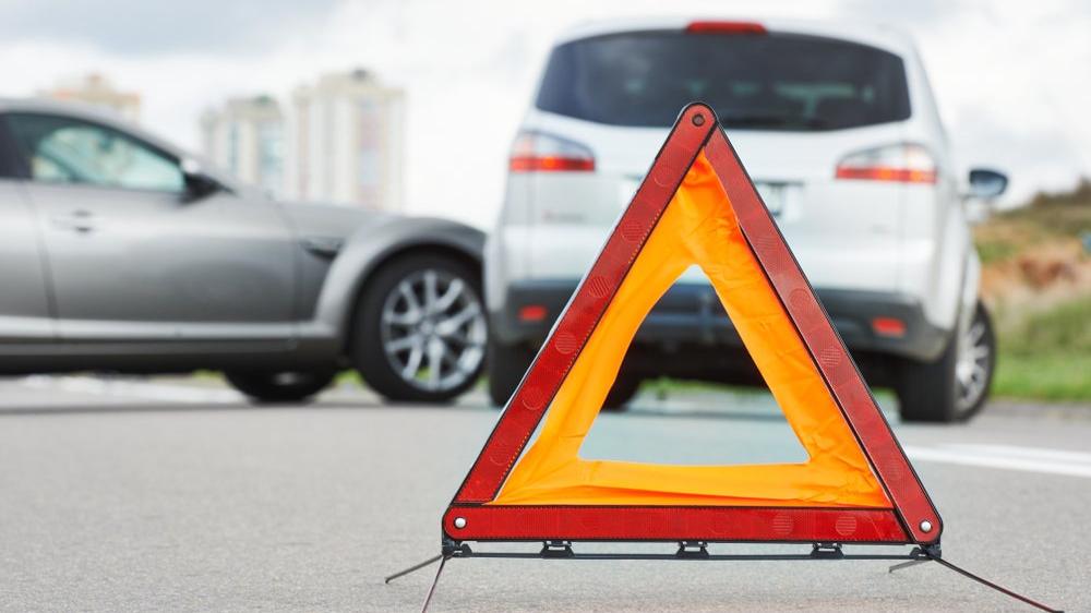 maddi hasarli trafik kazasindan sonra