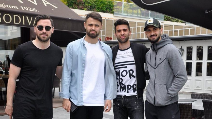 Galatasaraylı futbolcular derbi öncesi moral depoladı