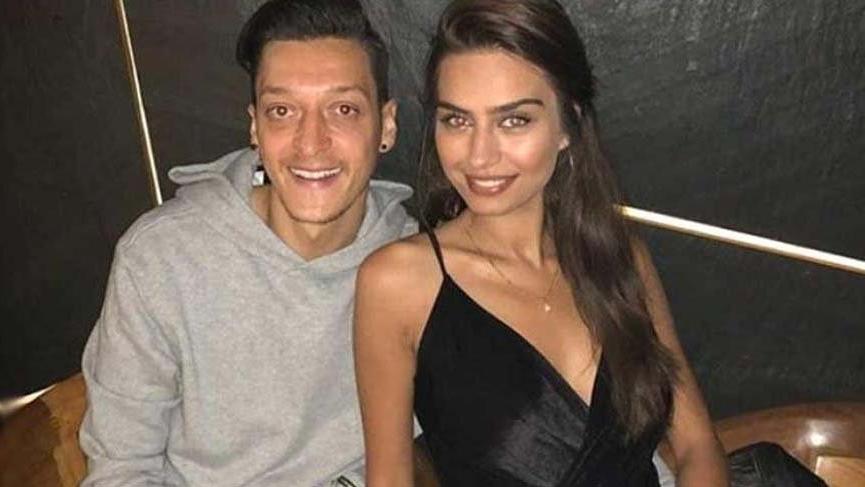 Mesut Özil’in düğün tarihi belli oldu