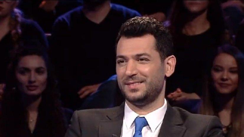 Asya kıtası alan itibariyle yeryüzündeki karaların yaklaşık kaçta kaçı büyüklüğündedir?Kim Milyoner Olmak İster sorusu