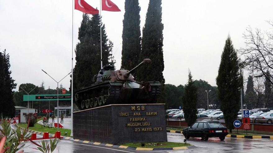 Tank Palet’i otoyolla bir tuttu