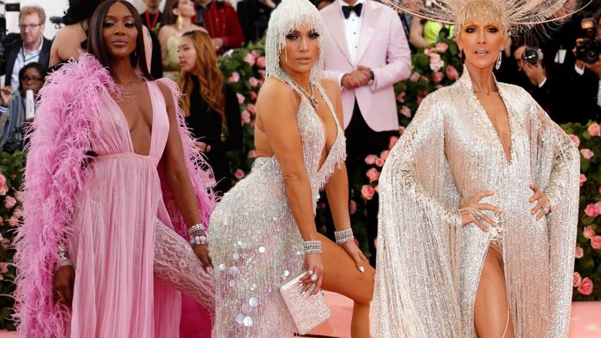 MET Gala’da, 50 yaş ve üstü ünlü kadınlar, gençleri güzellikleriyle ezdi!