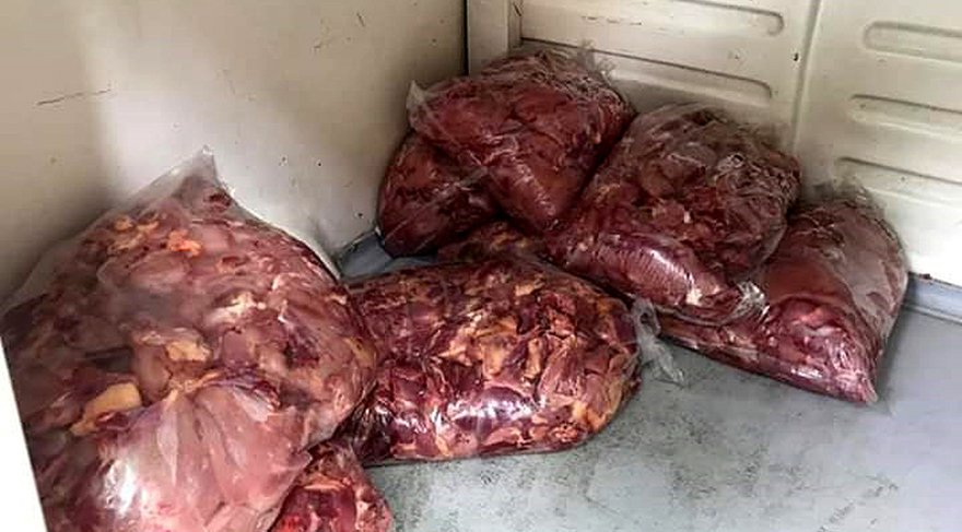 Panelvan içinde bozulmuş 450 kilo horoz eti bulundu Son dakika haberleri