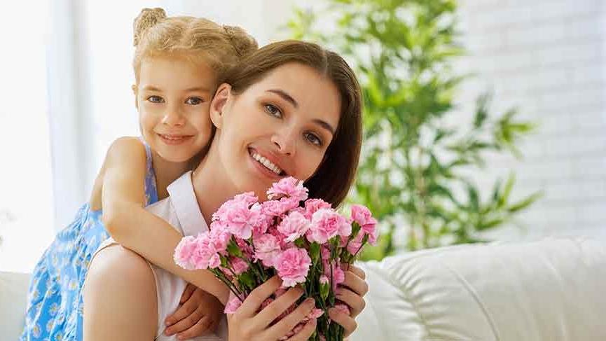 Hayatınızdaki en kıymetli kadını şımartmak için Dr. C. Tuna Pure Rose
