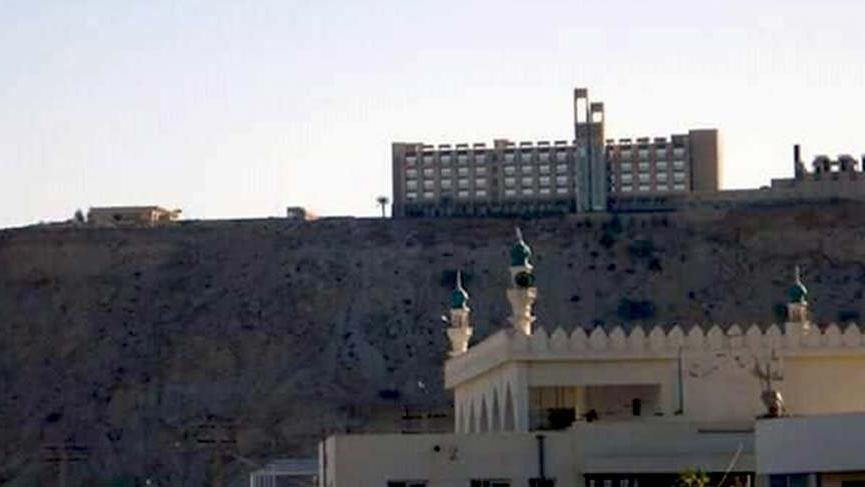 Pakistan’da otele saldırı