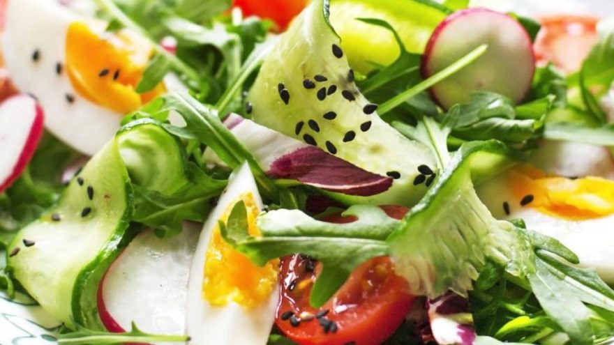 Yumurta salatası tarifi: Sahur için sağlıklı bir lezzet! İşte yumurta salatasının yapılışı…