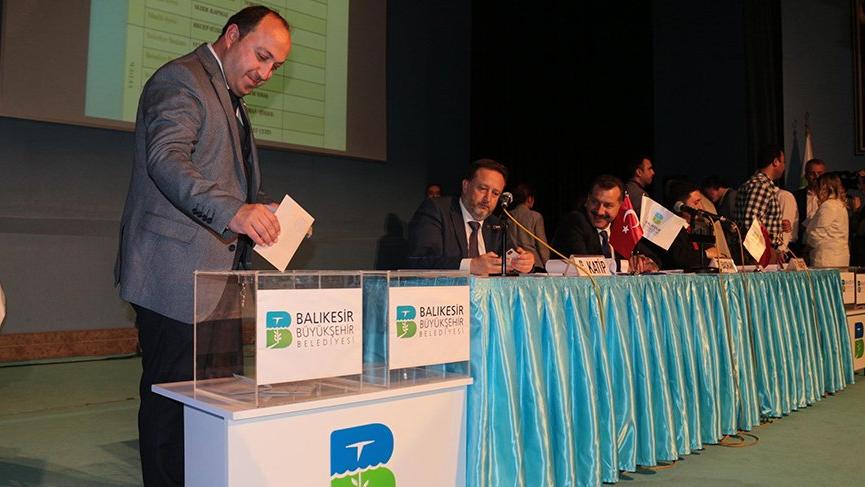 Balıkesir’de Balyalı MHP’liler hem CHP’ye hem AKP’ye oy vermiş!