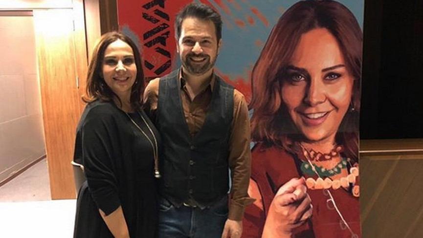 Çiçek Dilligil 22. evlilik yıldönümünü kutladı