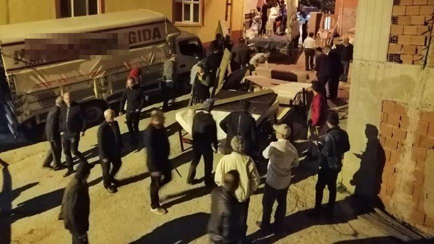 Ordu’da heyelan! 3 ev çöktü, mahalleli evlerini boşaltıyor