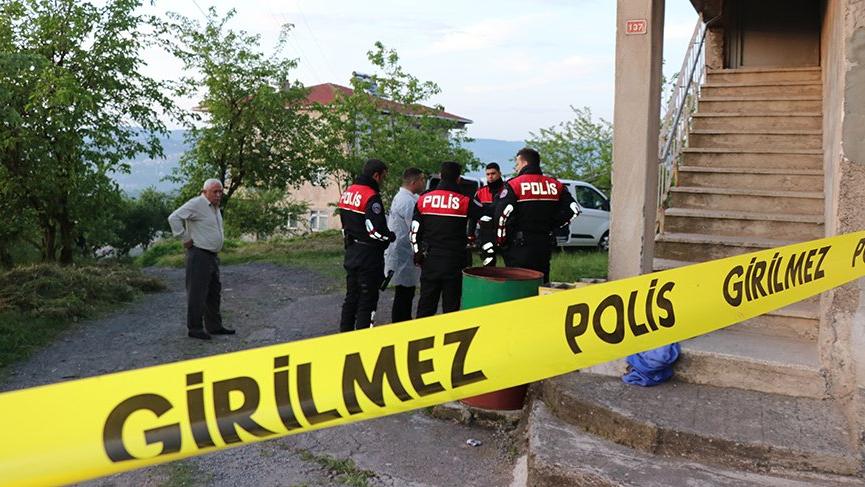 Pompalı tüfekle yeğeni ve yengesini ağır yaraladı