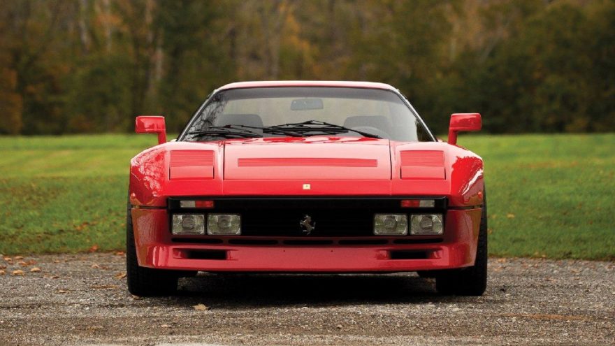 14 milyon liralık Ferrari çalındı!