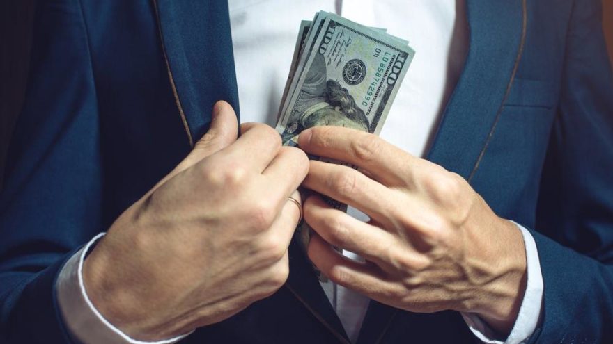 Vatandaşlar dolar aldı