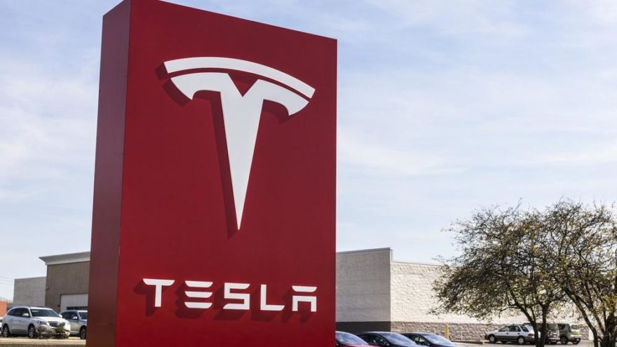 Tesla S ve X modellerdeki şarj yönetimini güncelleyecek