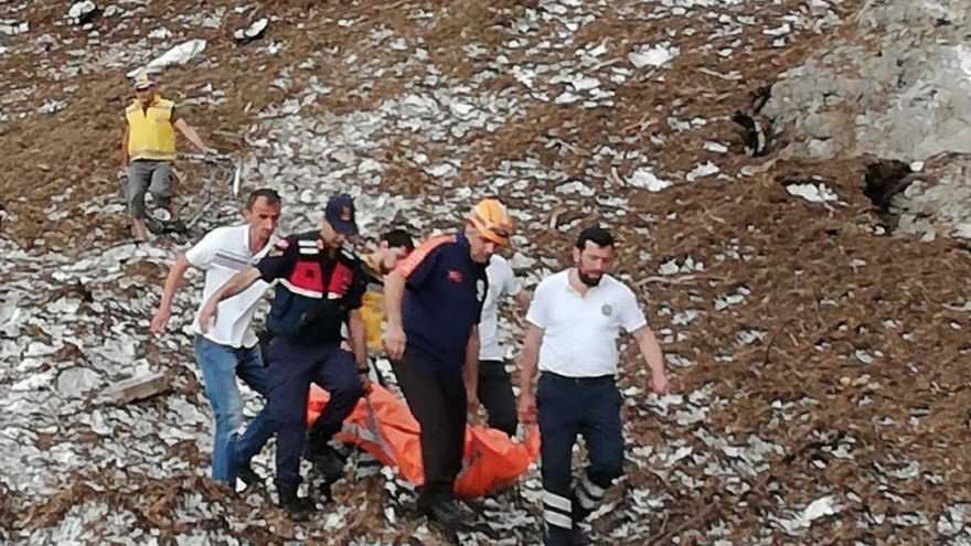 Artvin’de uçuruma yuvarlanan 1 kişi ölü bulundu