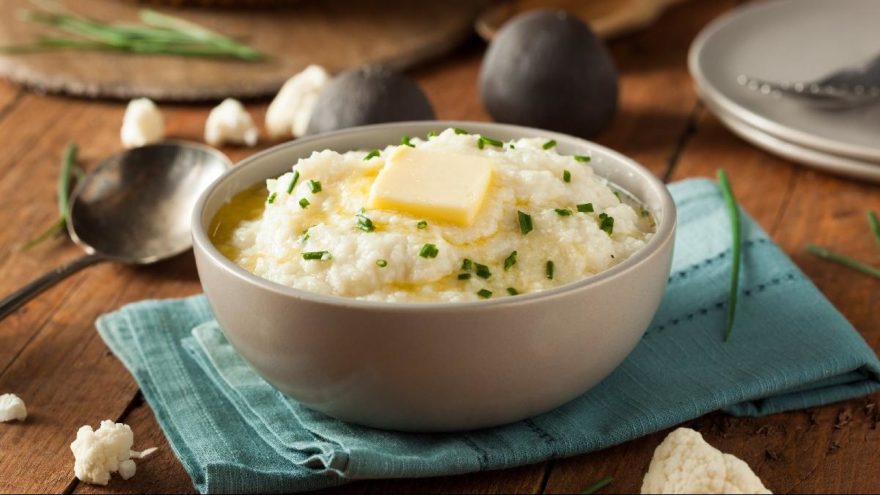 Peynirli patates püresi tarifi: Sahurda yapımı kolay peynirli patates püresi nasıl yapılır?