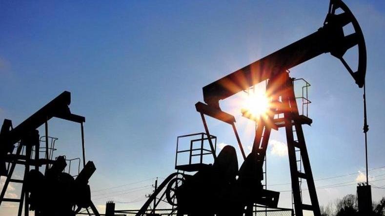 Petrol devlerinin karı ilk çeyrekte azaldı