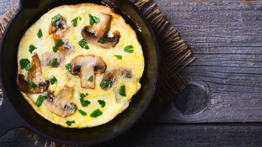 Mantarlı yumurta tarifi: Sahur için leziz öneri! Mantarlı yumurta nasıl yapılır?