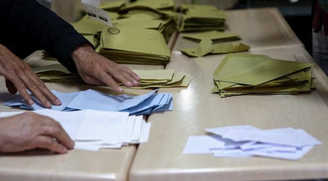 Kesin seçim sonuçları Resmi Gazete de yayımlandı