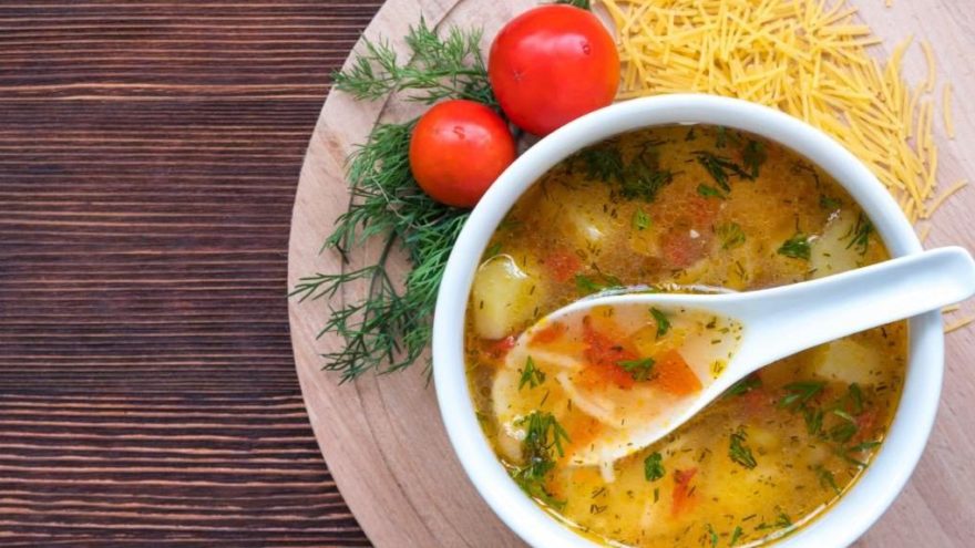 İrmikli tavuk çorbası tarifi: İrmikli tavuk çorbası nasıl yapılır?