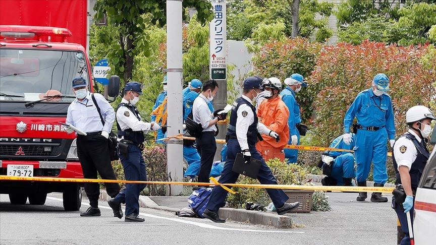 Japonya’da öğrencilere bıçaklı saldırı: 1 ölü, 16 yaralı