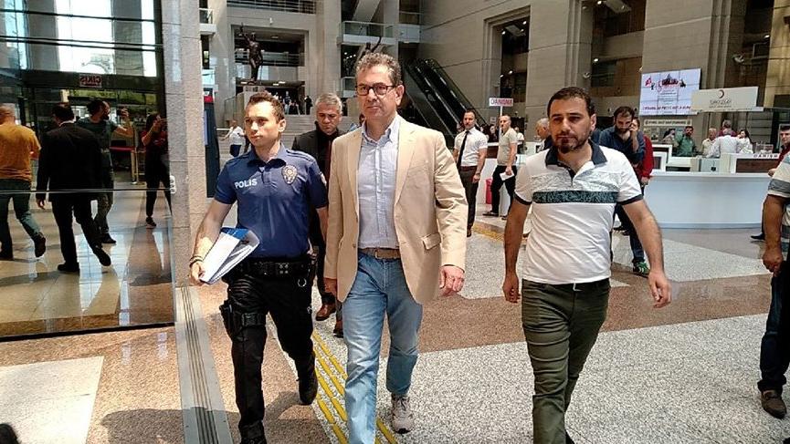 Kadri Gürsel tahliye edildi