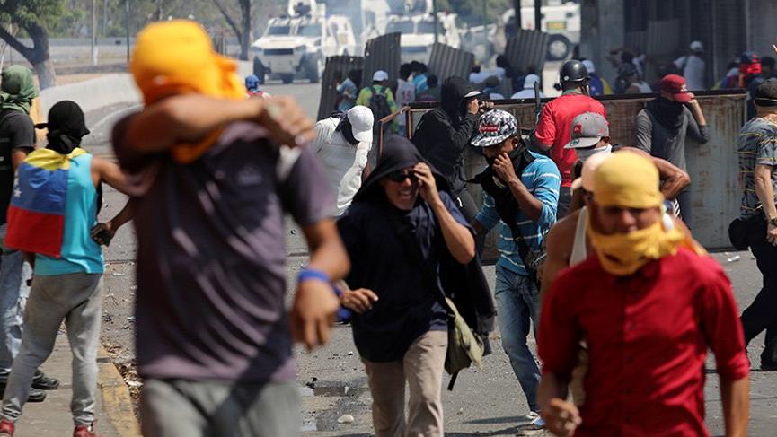 Rusya’dan Venezuela çağrısı: Şiddetten vazgeçin