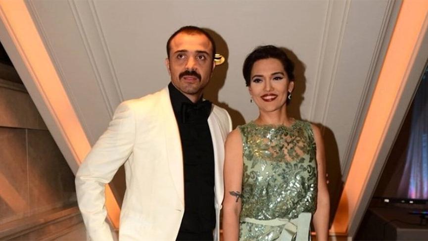 Demet Akalın: Kendimi şişlemeyi düşündüm