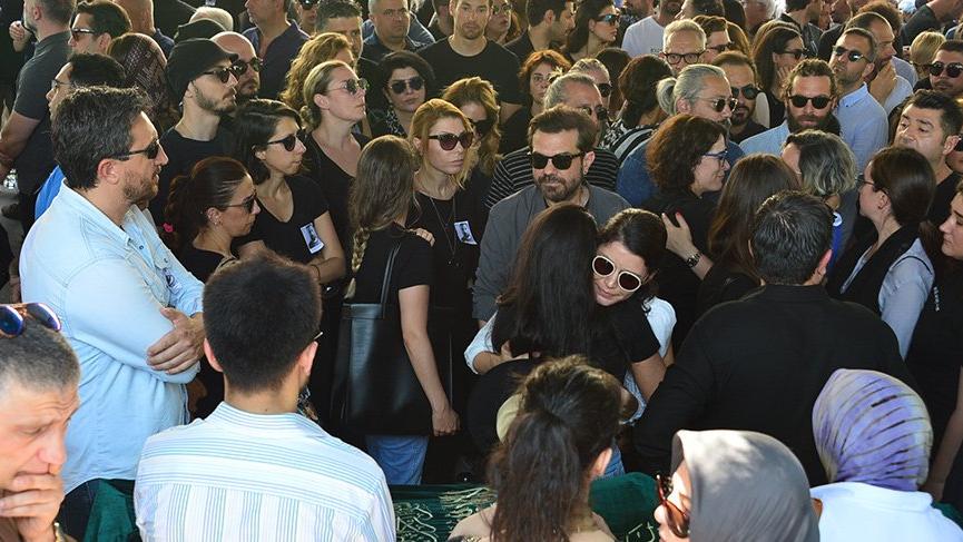 Ünlü isimleri yasa boğan ölüm