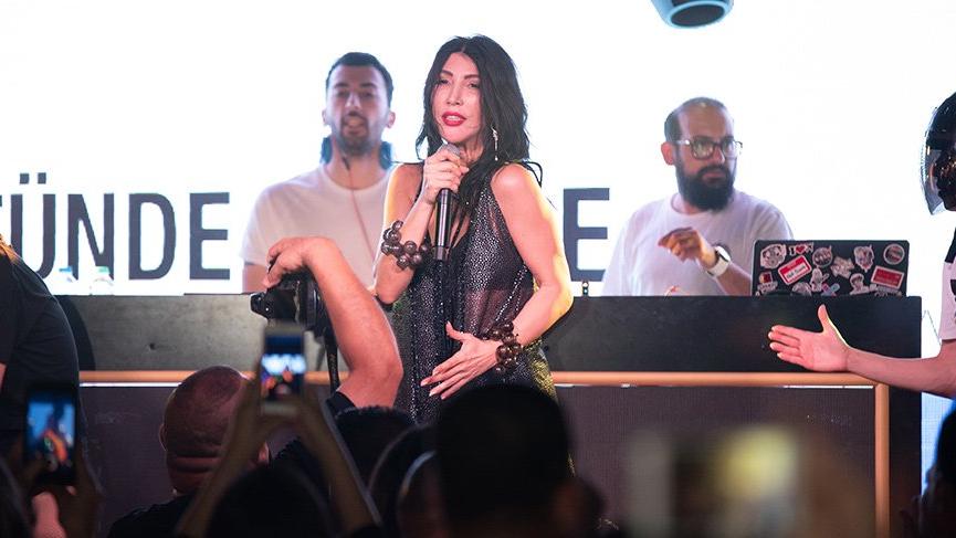 Hande Yener: “Benim için kavga etmeyin”