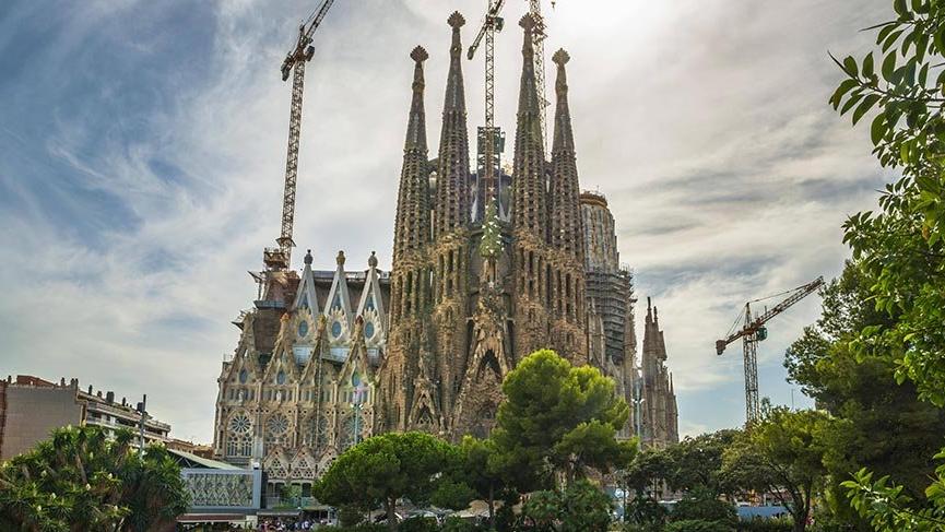 Kaçak yapılan Sagrada Familia’ya 127 yıl sonra inşaat izni